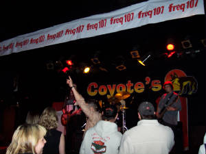 coyotes200547.jpg